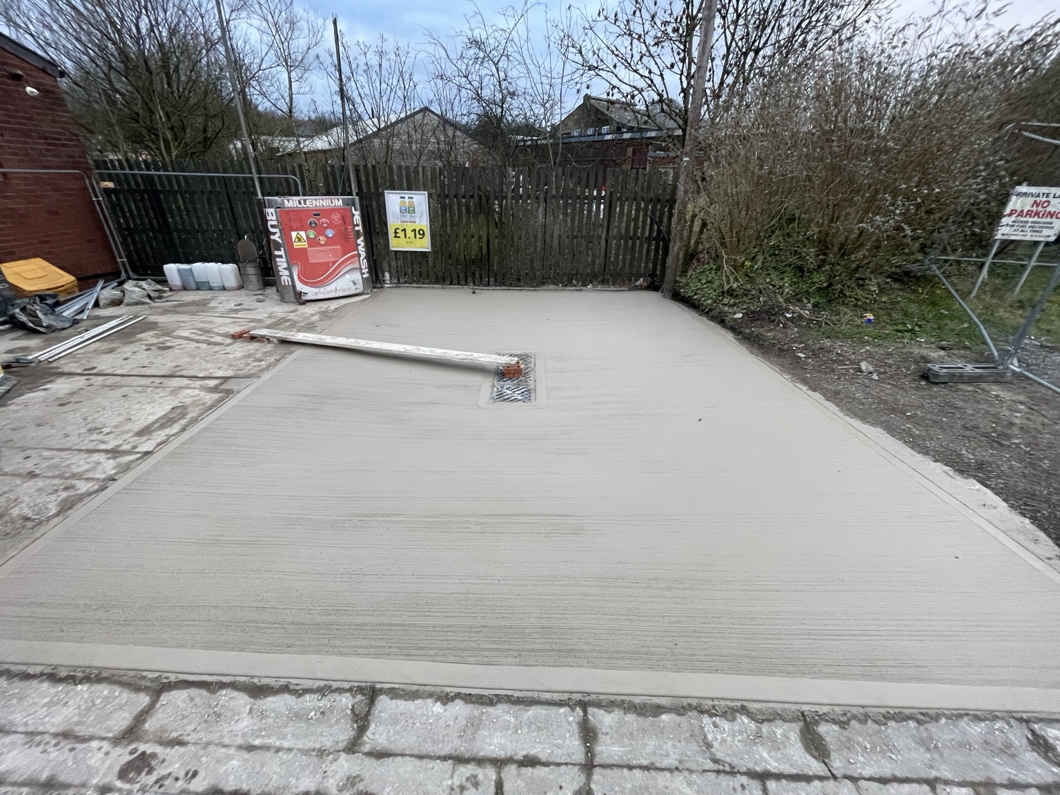 New reinforced concrete jet wash bay slab