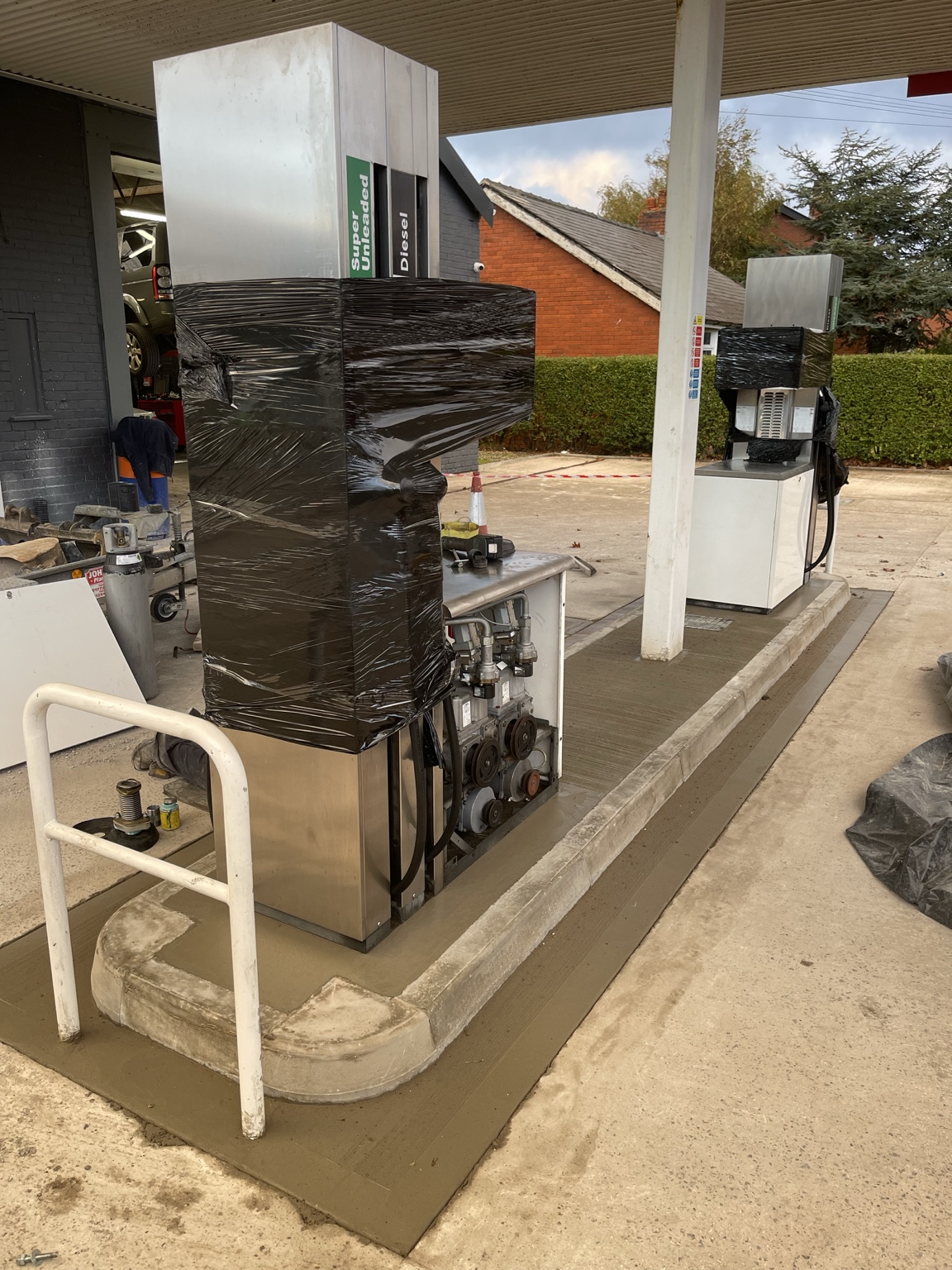 Pump island concrete surround reinstatement